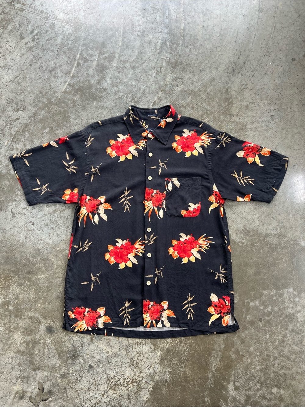 IZOD 100% Silk Hawaiian Camp Shirt Black Floral Tropical Men’s Large